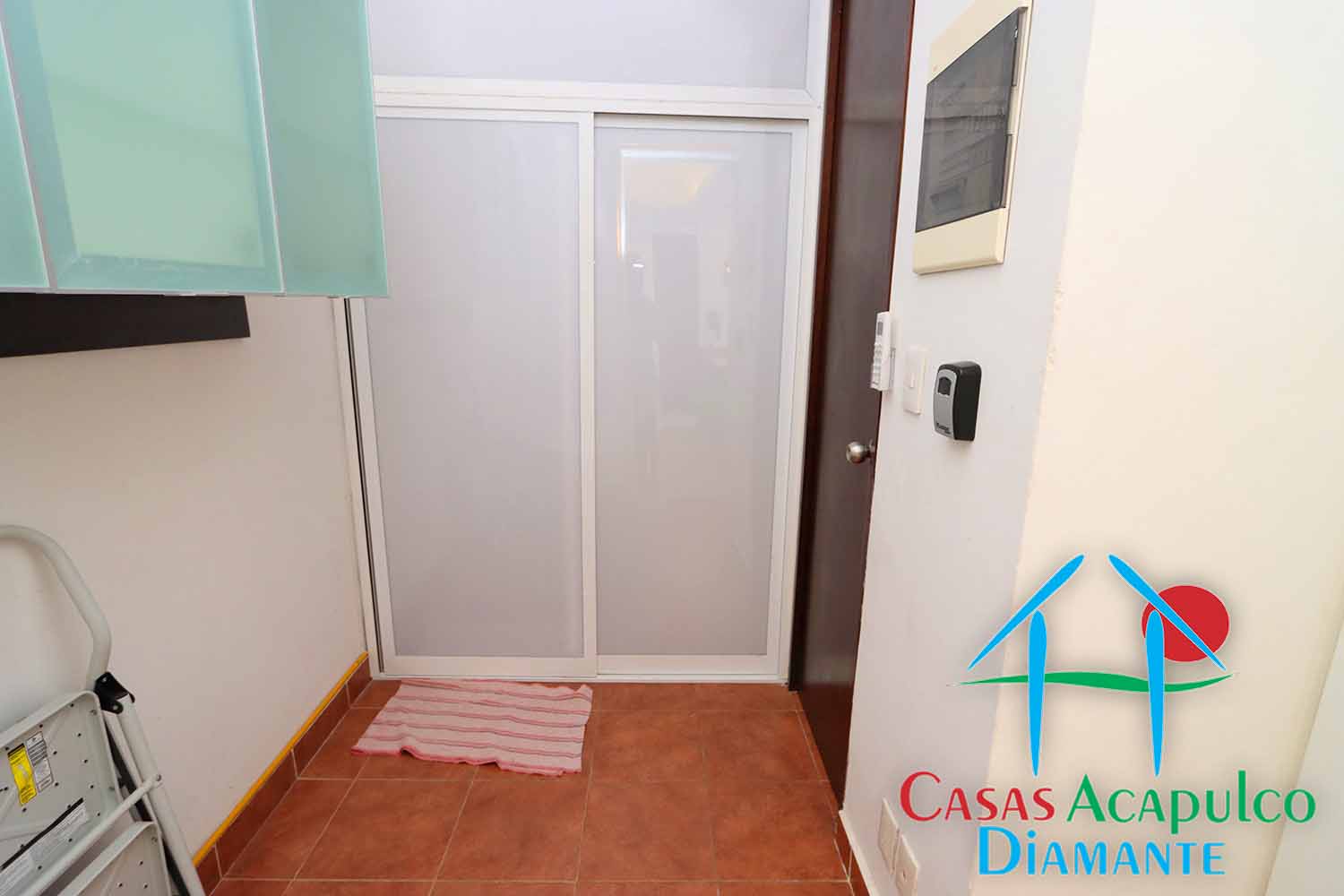 Laguna Cielo 403 - Lavanderia y area de servicio 2